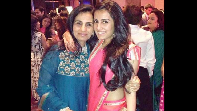 Chanda Kochhar with daughter arti