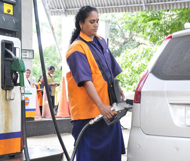 petrol bunk female attendant